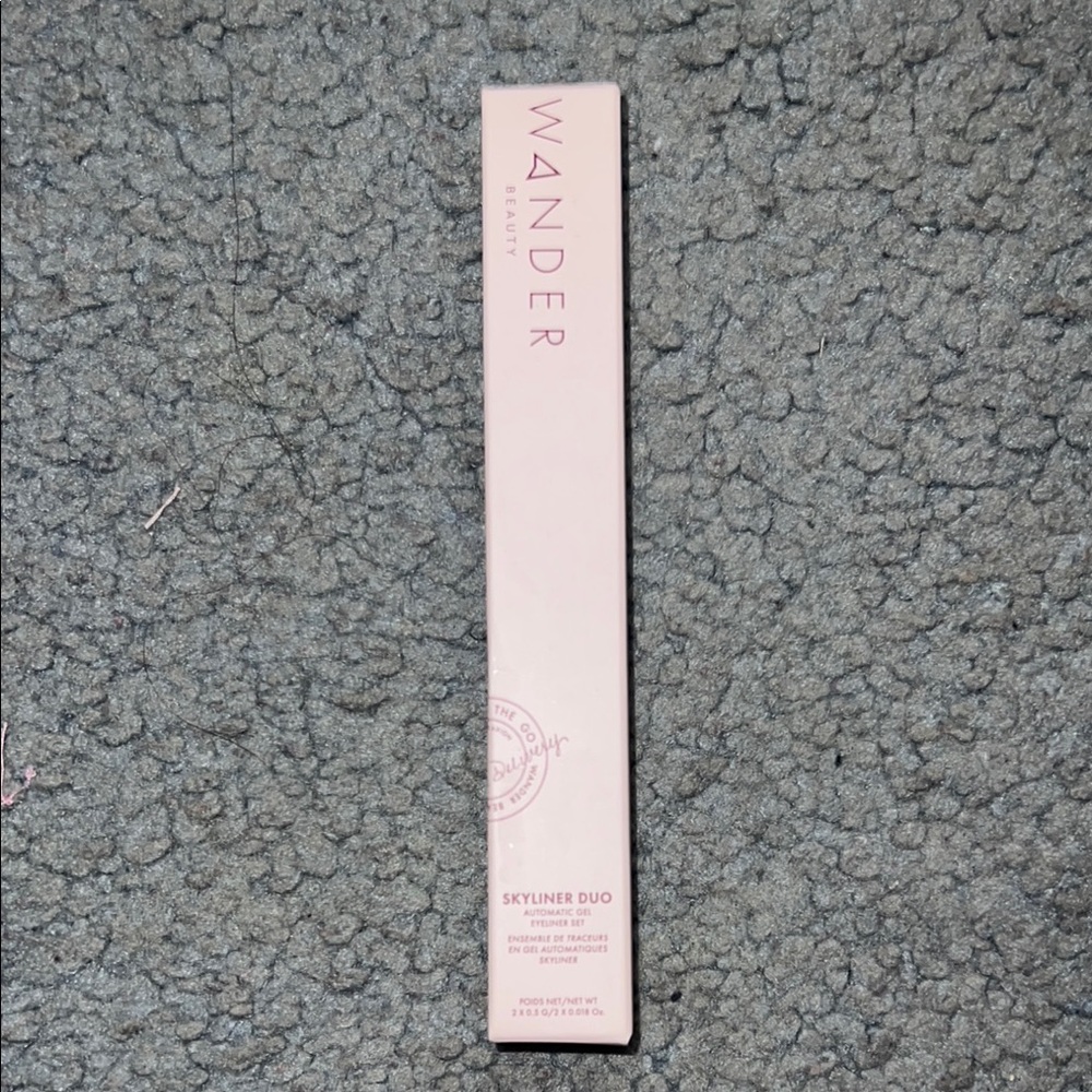 Wander Beauty Dual-Color Eyeliner Black and Brown